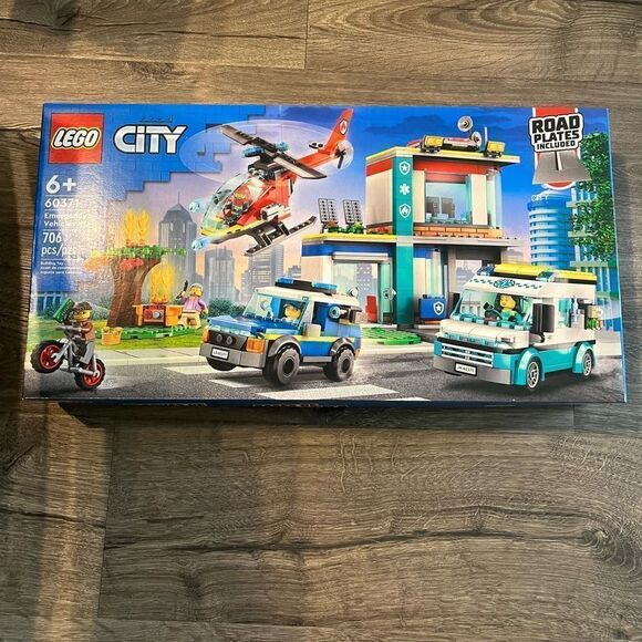 LEGO City Emergency Vehicles HQ 60371, Fire Rescue Helicopter Toy set - Picture 1 of 2